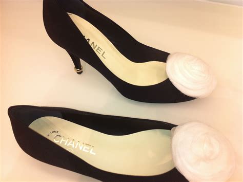 chanel ladies shoes price